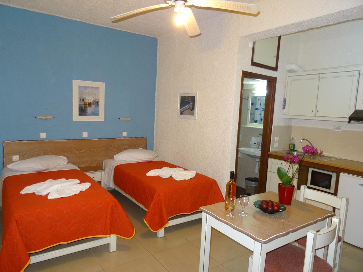 Lito Apartments Paleochora Extérieur photo