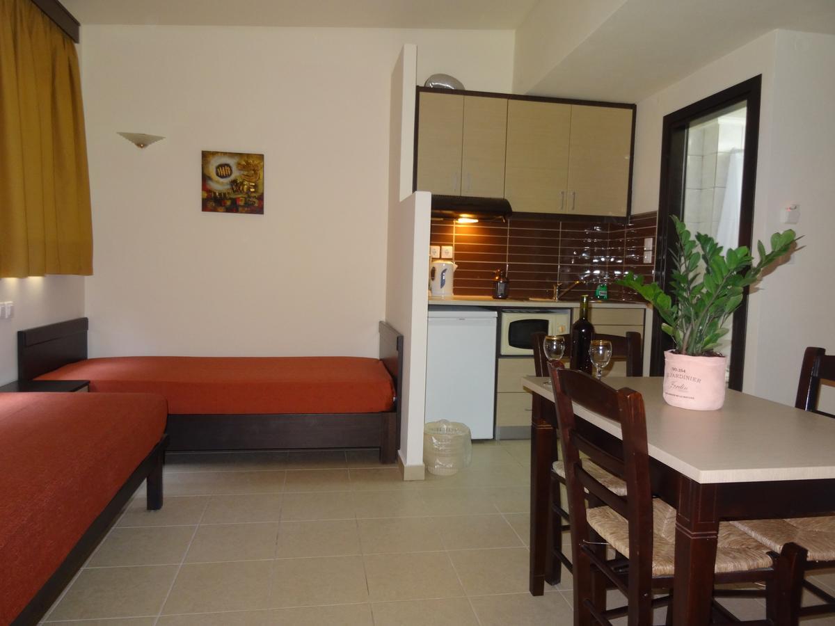 Lito Apartments Paleochora Extérieur photo